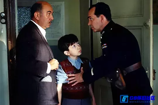 G8怀旧社区分享【欧美】逃出法兰西 / (2002) 【百度云】[德国] 720px264 2Audio [国法双语]  1.13G 第2张截图