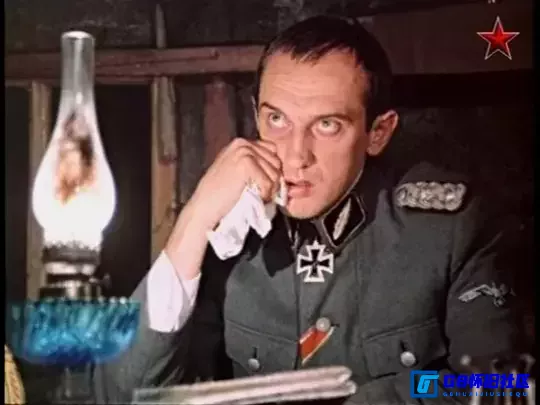 G8怀旧社区分享【欧美】离“天堂”两步远 В двух шагах от ?Рая? (1984)【百度云】[俄罗斯]  TVripx264 【国俄双语】 第3张截图