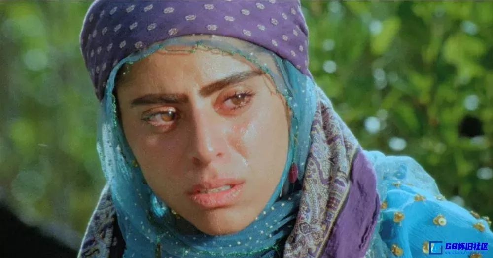 G8怀旧社区分享[魔毯‎][百度网盘下载][伊朗怀旧电影][BluRay.1080P.x265][MKV/2.90G][波斯语中字][1996] 第6张截图