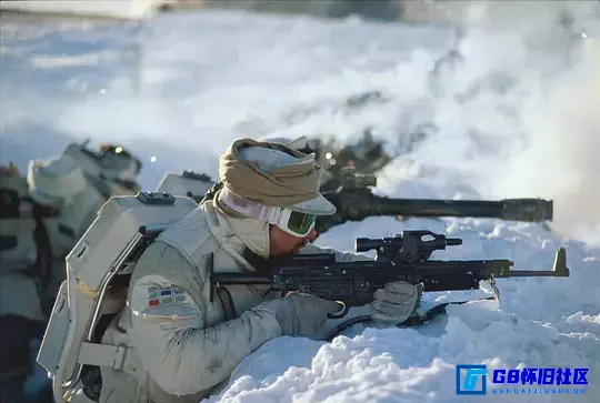 G8怀旧社区分享【欧美】 帝国反击战 (1980)【百度云】[美国] [720Px264] [国语]  3.8G 第3张截图