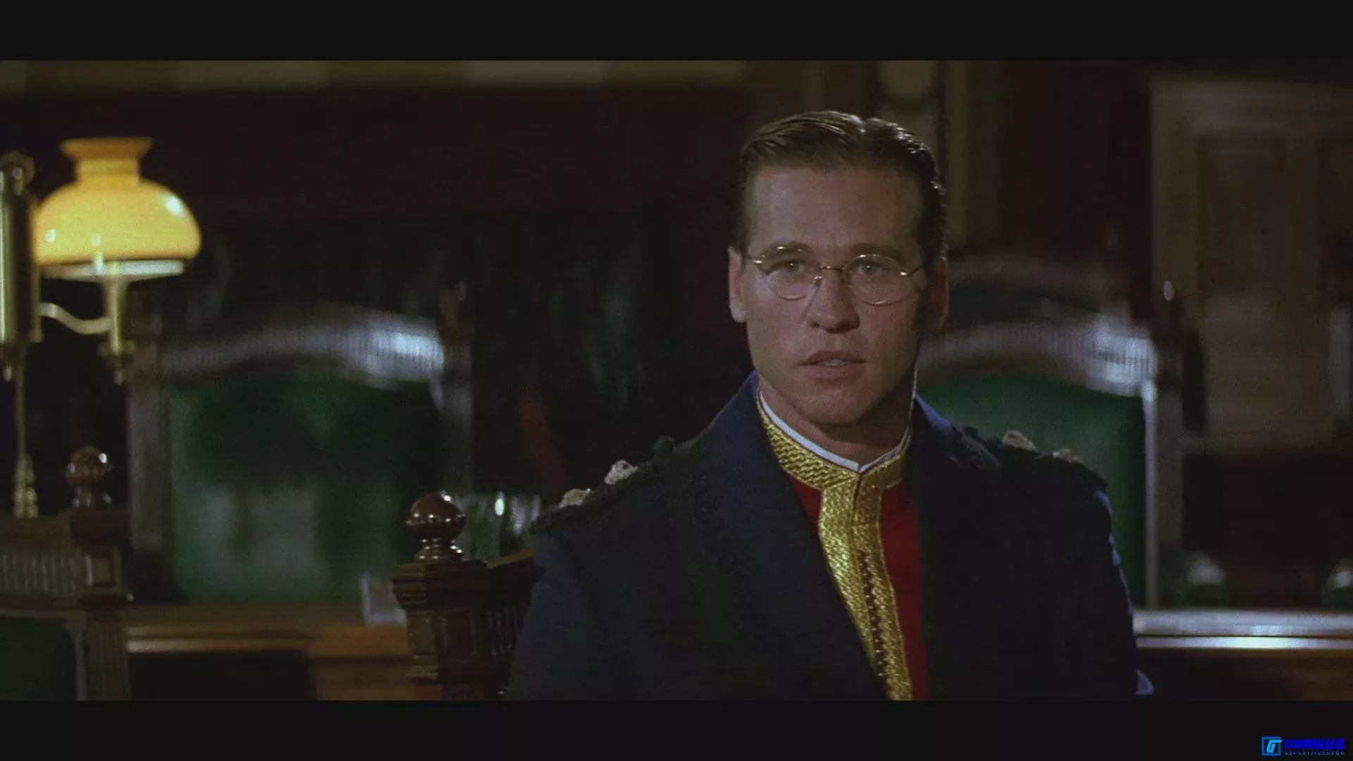 G8怀旧社区分享[黑夜幽灵/暗夜猎杀][mkv/2.43GB][720p国英双语/中字][1996美国/惊悚][豆瓣评分7.2分] 第4张截图