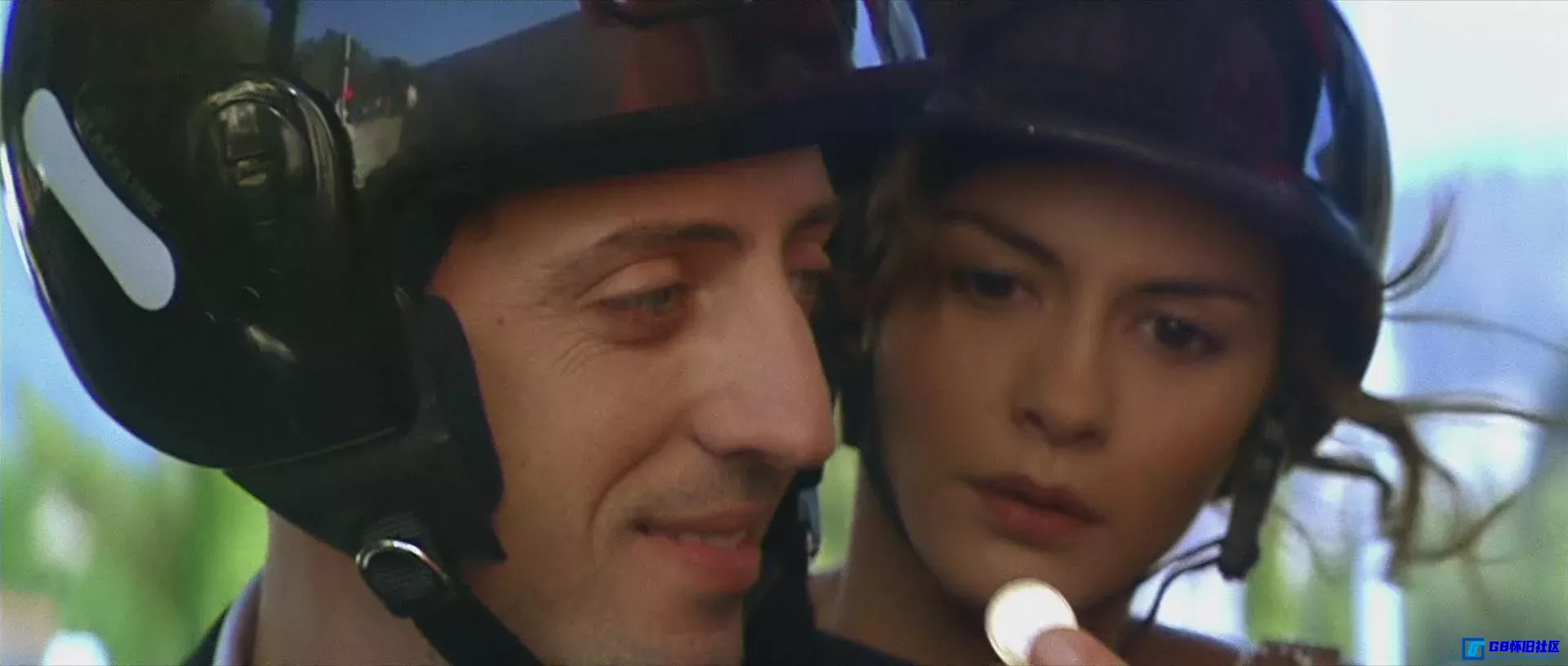 G8怀旧社区分享[真爱无价/巴黎拜金女（国法双语）][MKV/3.6GB][中字][2006法国/喜剧][豆瓣7.1分] 第8张截图