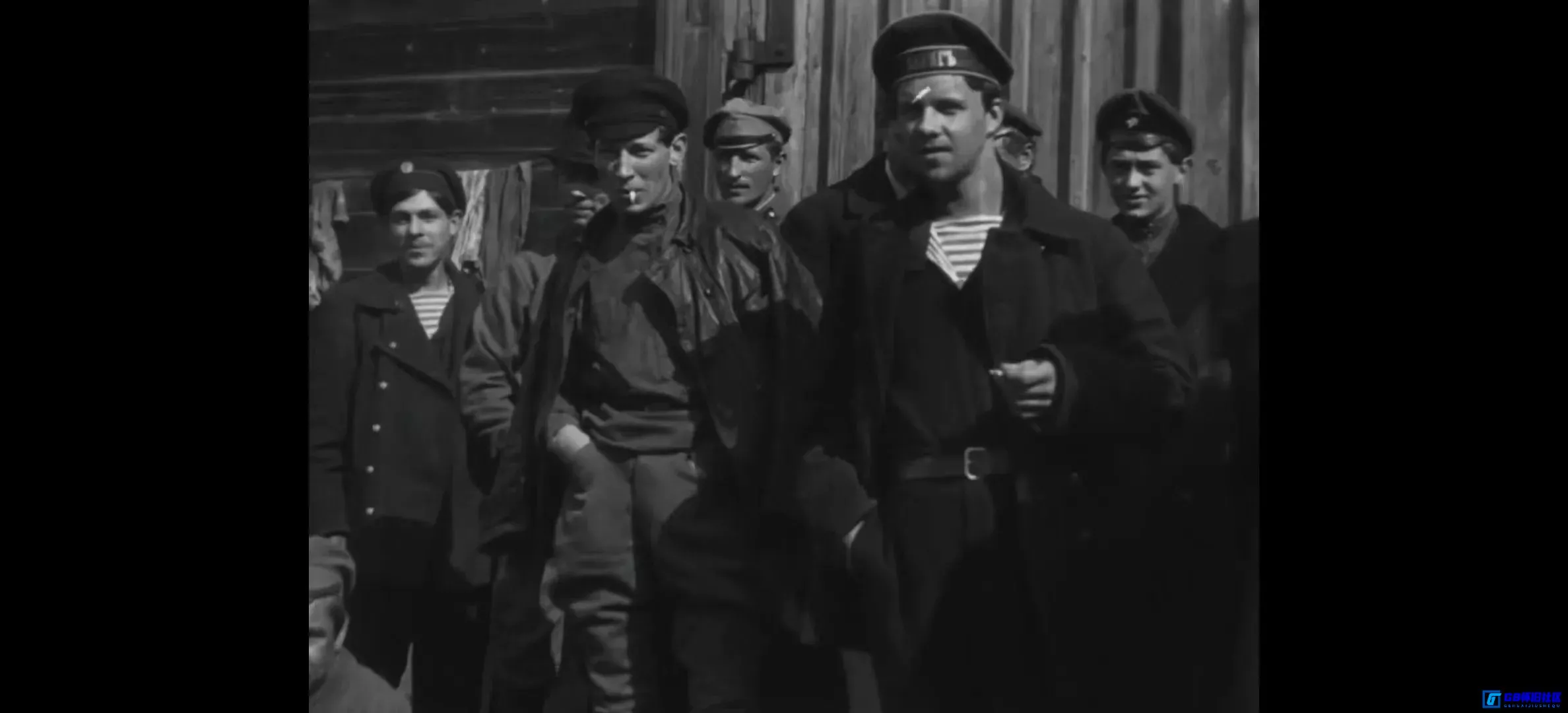 G8怀旧社区分享[俄国内战史][百度网盘下载][苏联怀旧电影][3.7G/1080p/mp4][1921][苏俄历史珍藏][中文精细注释版] 第9张截图