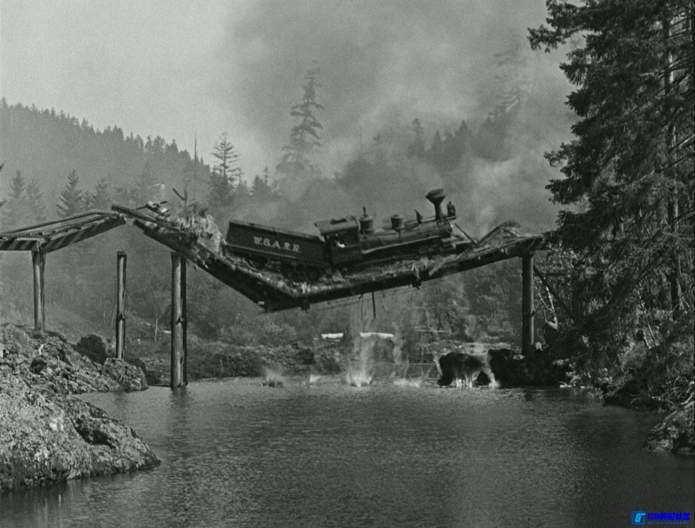 G8怀旧社区分享[将军号 The General][百度网盘下载][美国怀旧电影][大小约13G][1926][巴斯特·基顿 / 玛丽昂·马克 / 格伦·卡文德] 第8张截图