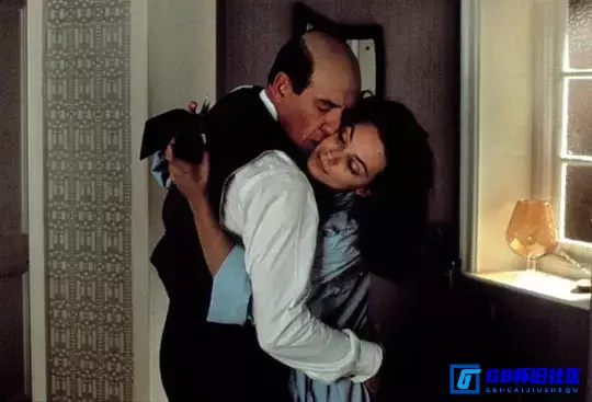 G8怀旧社区分享【百度云】 [ 美国] 丑闻 Scandal (1989) 1080px264【国英双语】 mkv  2.23G 第4张截图