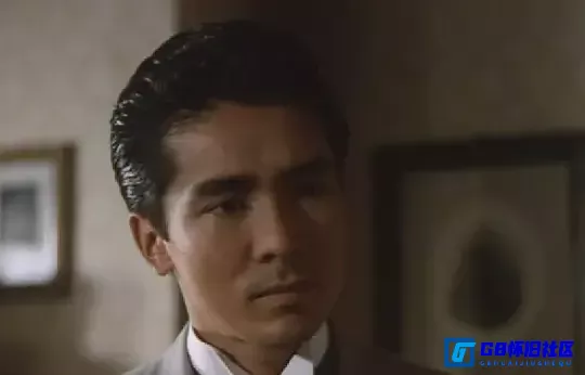 G8怀旧社区分享百度云】 [美国] 柏林之恋 (1989) DVDipx264【国英双语】 mkv  1.11G 第5张截图