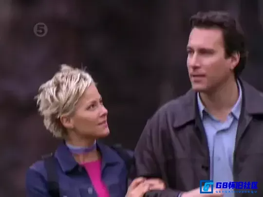 G8怀旧社区分享【百度云】 [美国] 危机之地 On Hostile Ground (2000) TVripx264【国英双语】 mkv  1.48G 第3张截图