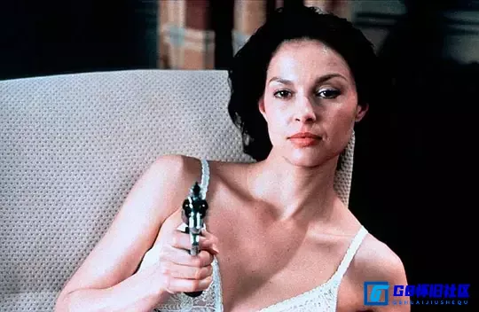 G8怀旧社区分享【百度云】 [美国] 燃情追踪 Eye of the Beholder (1999) 1080px264【国语】 mkv  2.21G 第6张截图