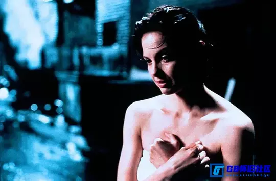G8怀旧社区分享【百度云】 [美国] 燃情追踪 Eye of the Beholder (1999) 1080px264【国语】 mkv  2.21G 第7张截图